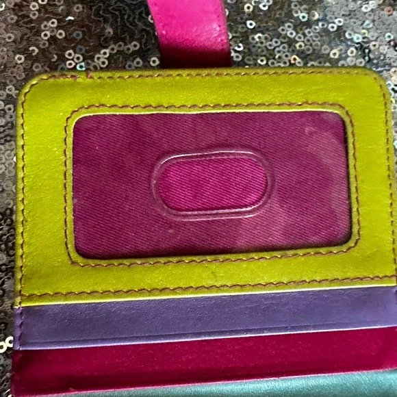 Colorful Bi-Fold Genuine Leather Cards Wallet For Women - Picture 9 of 16